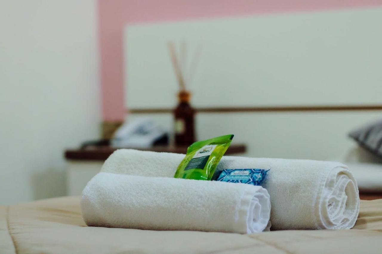 グラマド Cantinho Da Serra Bed & Breakfast エクステリア 写真